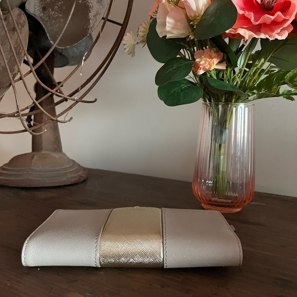Kata Spade Wallet View 4